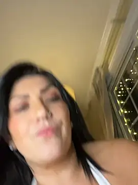 LittleMissEeve webcam