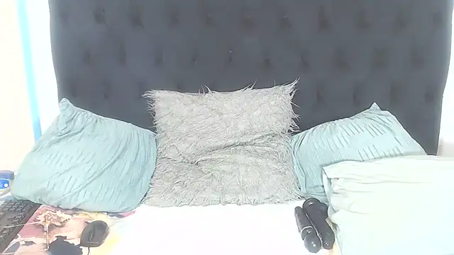 BootyClitQueen webcam