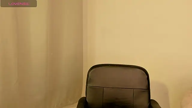 Aishs_bigass webcam