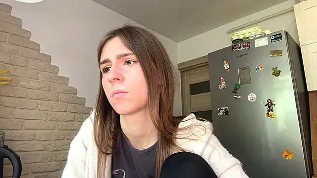 ZaraGuyette webcam