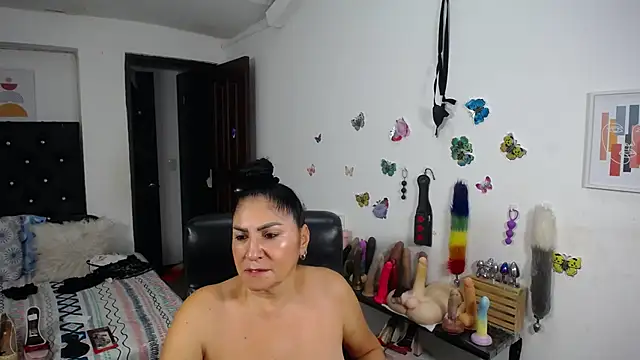 mature_bigboobs10 webcam