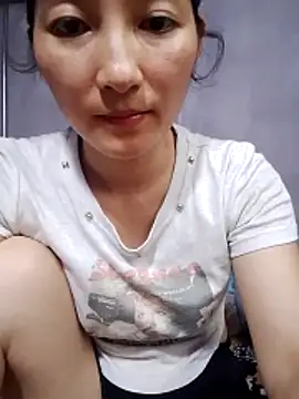 Asami_6868 webcam