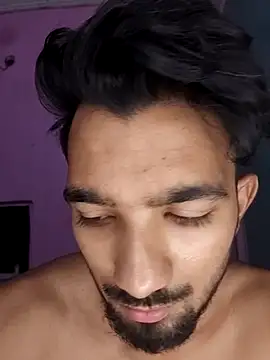 ItsPlayboy031 webcam