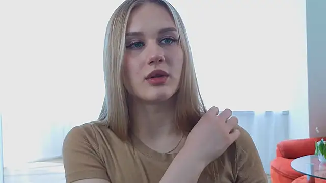 DanikaGudinas webcam