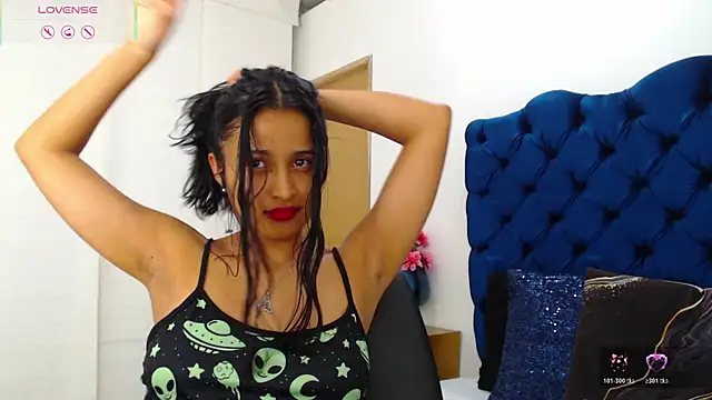 Lili666_ webcam