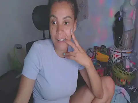 shayna_cute webcam