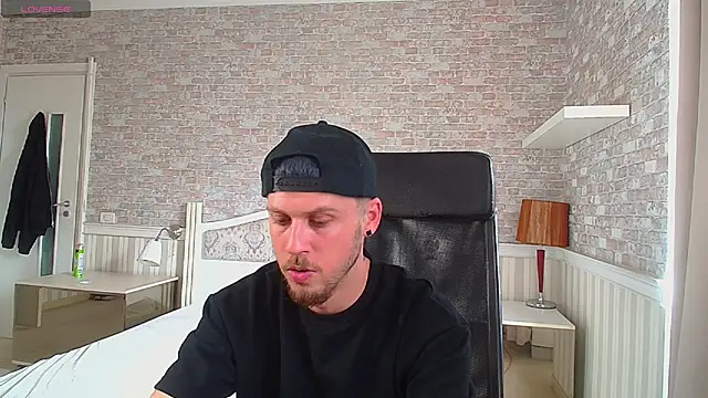 JonahShaw webcam