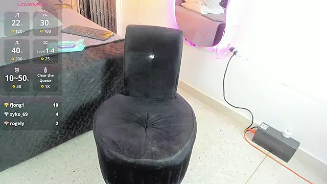 Miia_Deluxe webcam