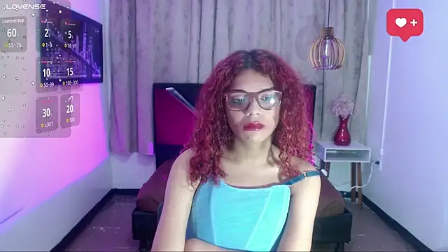 luisa__torres webcam