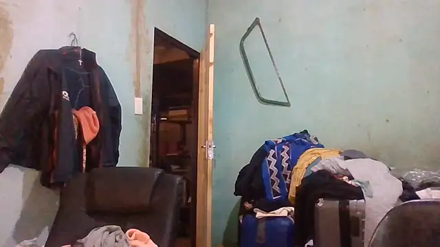 Nicky52 webcam
