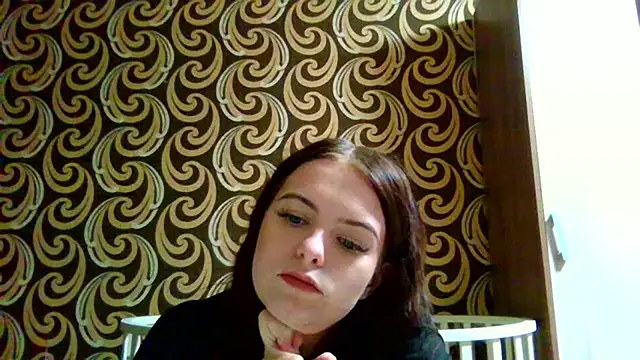 KikiAmino webcam