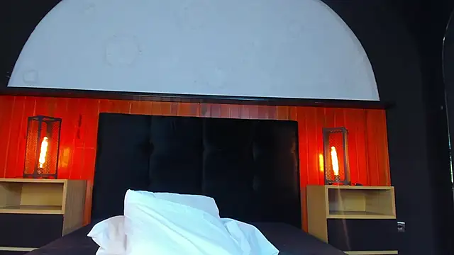 Leo_Savage_ webcam