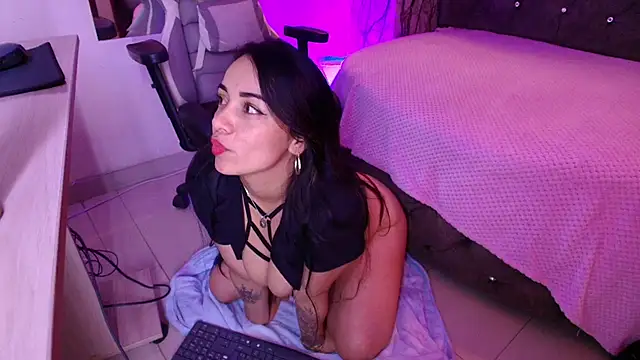 Queen_Nyxx webcam