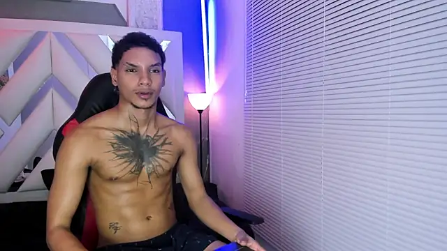 kai_storm77 webcam