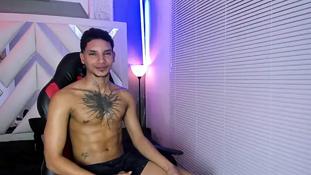 kai_storm77 webcam