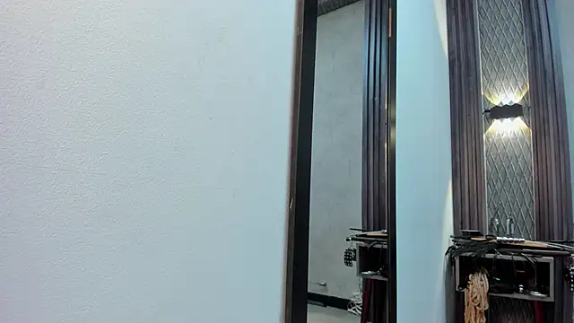 selene_red_ webcam