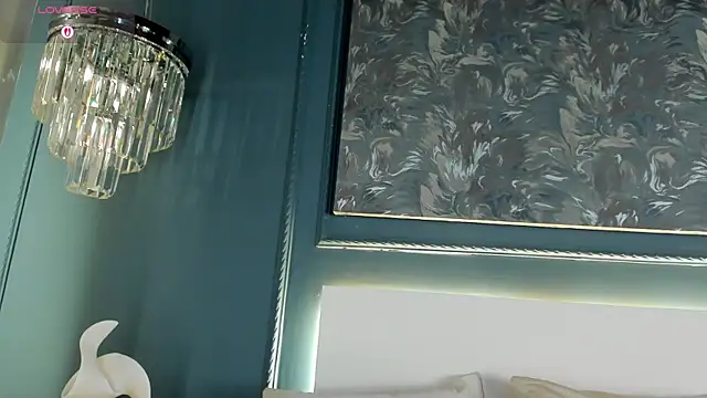 MiaKay1 webcam
