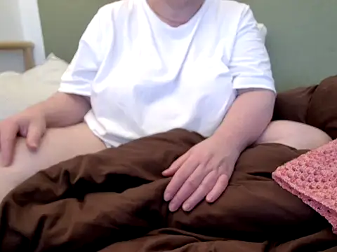 MarthaBriest webcam