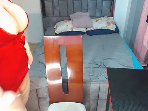 PaolaBoobs29 webcam