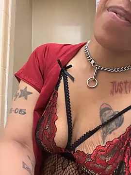 Desirae_Luciano