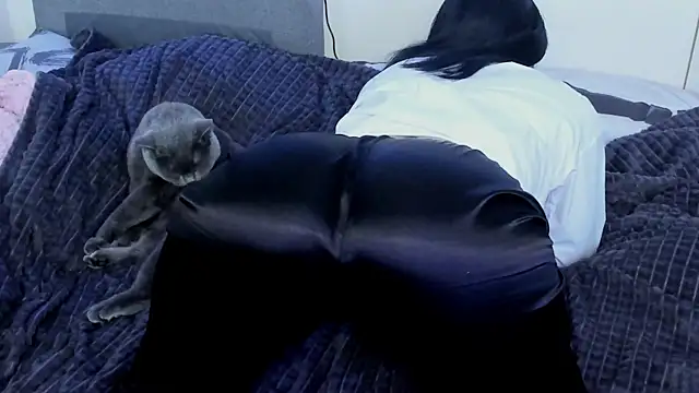 Dark_Moni webcam