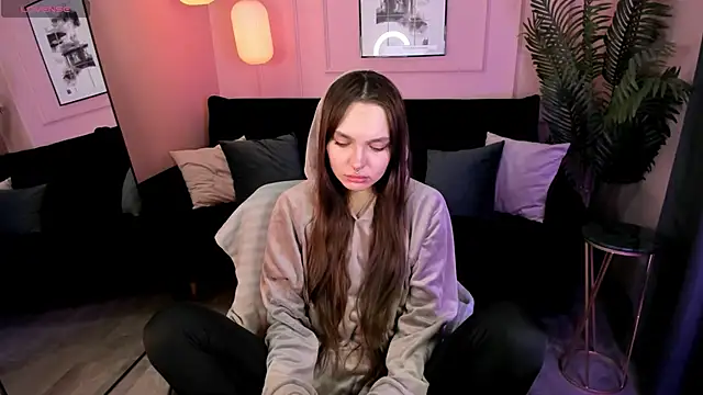 ChloeSunny webcam