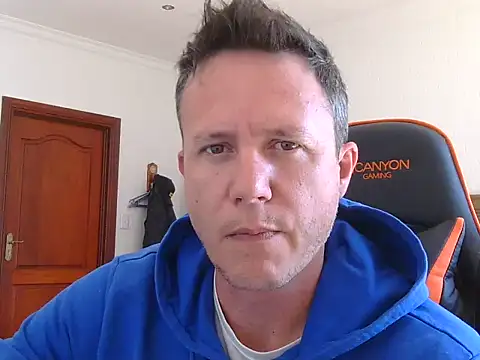 TroyDieselXXX webcam