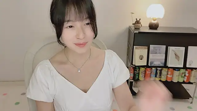 Onechestnut webcam