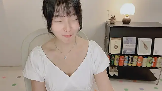 Onechestnut webcam