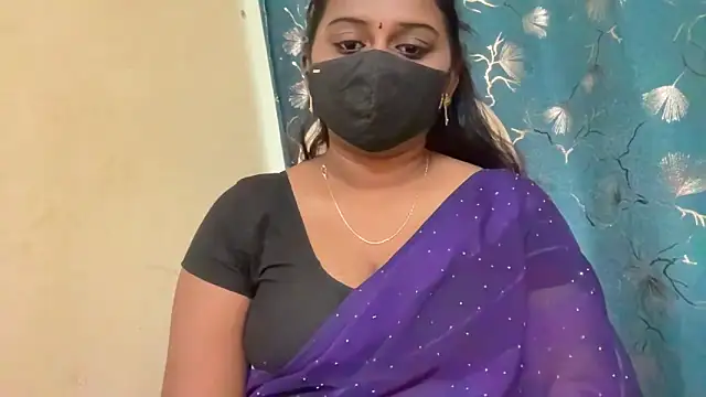 Tanuja-Sexy