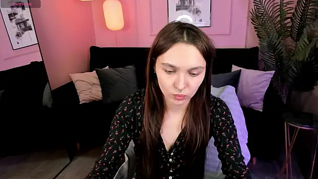 ChloeSunny webcam