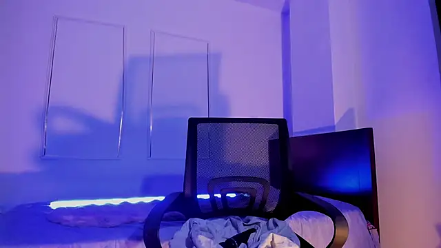 MeganWhite3 webcam