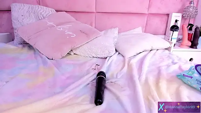 HannaTaylor webcam