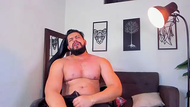 justin_kingx7 - Justin_kingX7's free webcam - UK Sex Cams