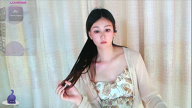 Aimee-520 webcam