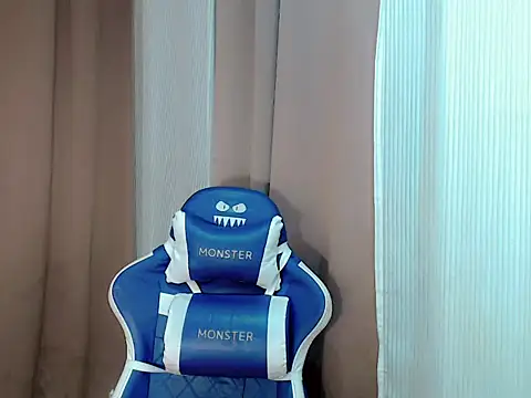Ur_Goddes_Barbie webcam