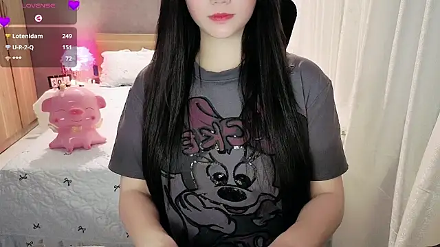 JENNIE-16 webcam