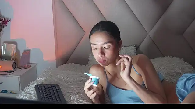 Bonnieshyy webcam