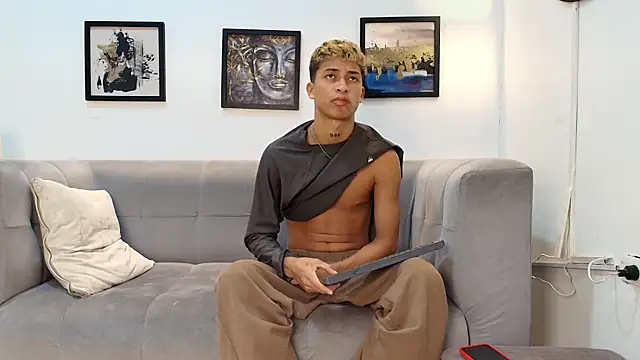 GOLD_BOYS webcam