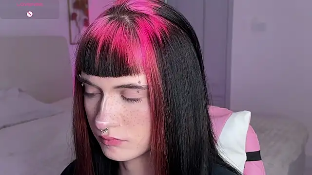 Vailyreb_ webcam