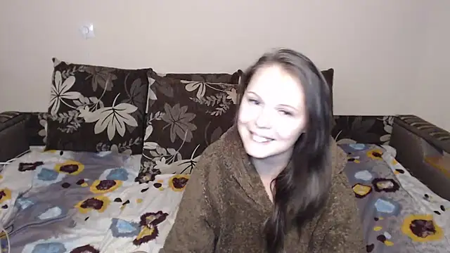 Nika_Shiny webcam