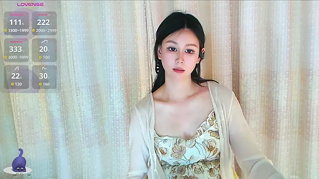 Aimee-520 webcam