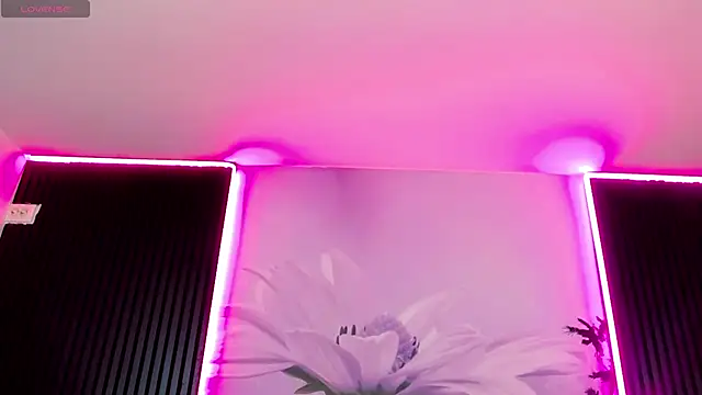 DaianaKimberly webcam