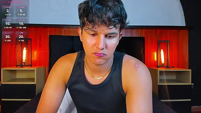 Leo_Savage_ webcam