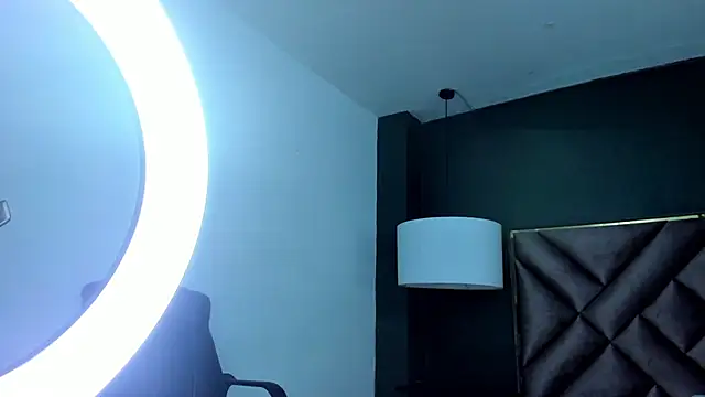 Kya_Wild webcam