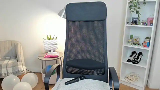 _BellaEvans_ webcam