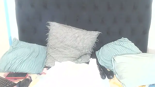 BootyClitQueen webcam