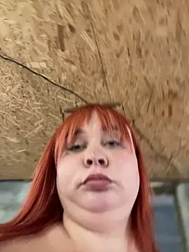 LadyDreams11 webcam