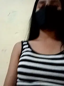 Mahira-- webcam