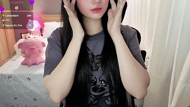 jennie-16 - JENNIE-16's free webcam - UK Sex Cams